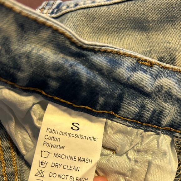 Jeans - Picture 5 of 5